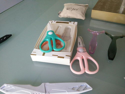 需要拍一些產(chǎn)品圖片,淘寶用,相機(jī)要怎么設(shè)置拍照參數(shù)呢 產(chǎn)品是瓷刀,剪刀之類,如圖