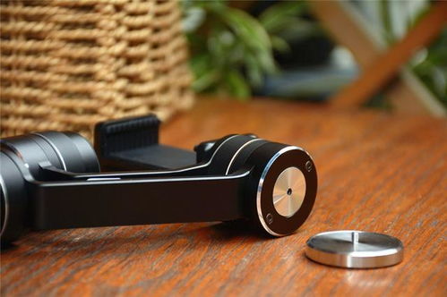 用它來(lái)拍攝跑車或者美女模特,手更穩(wěn)了 悠拍手持穩(wěn)定器測(cè)評(píng)