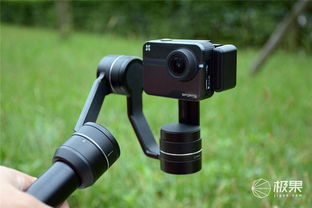 三軸防抖 人臉追蹤,拍車模手更穩(wěn)了 悠拍 2手機云臺體驗